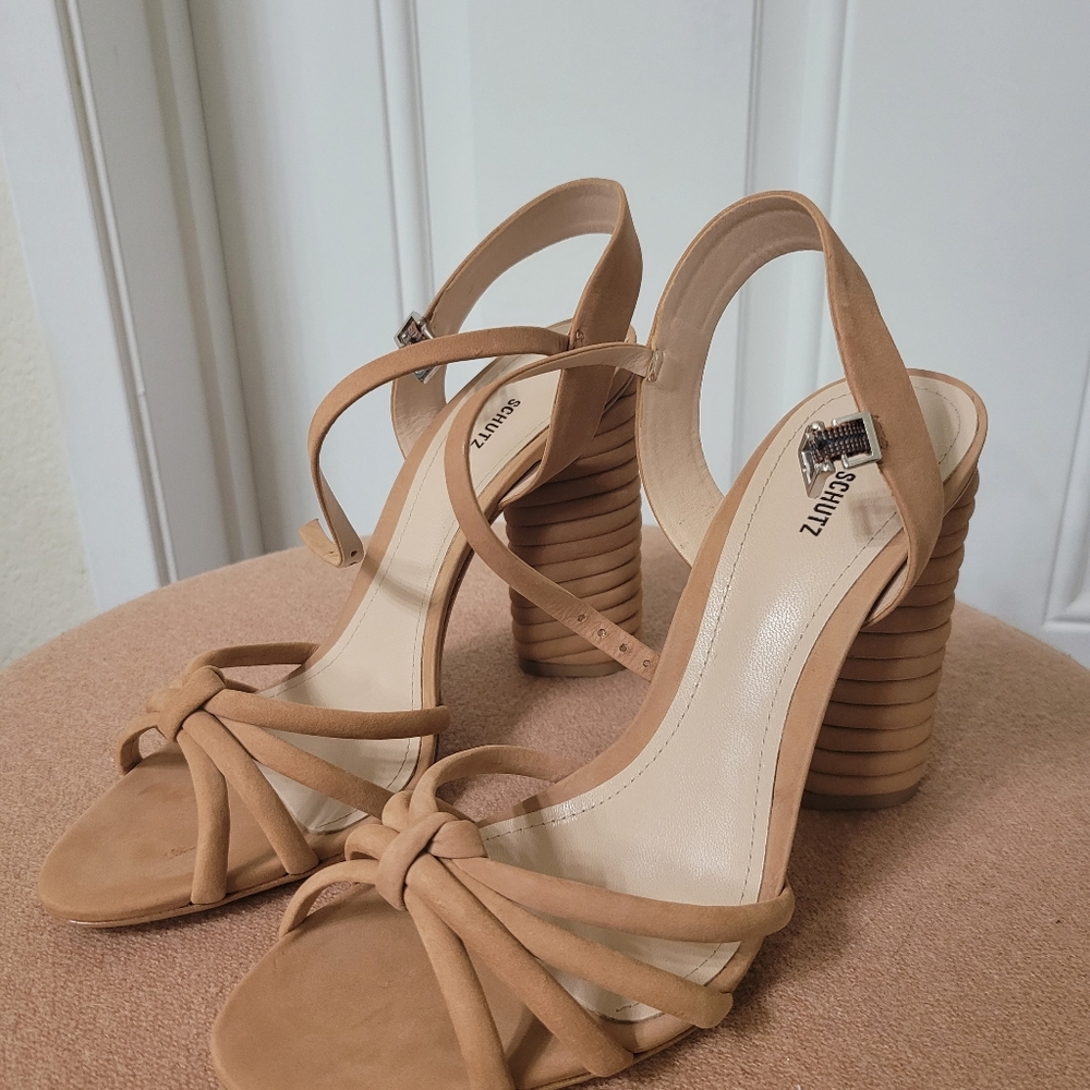 Schutz Paola Tubular heels